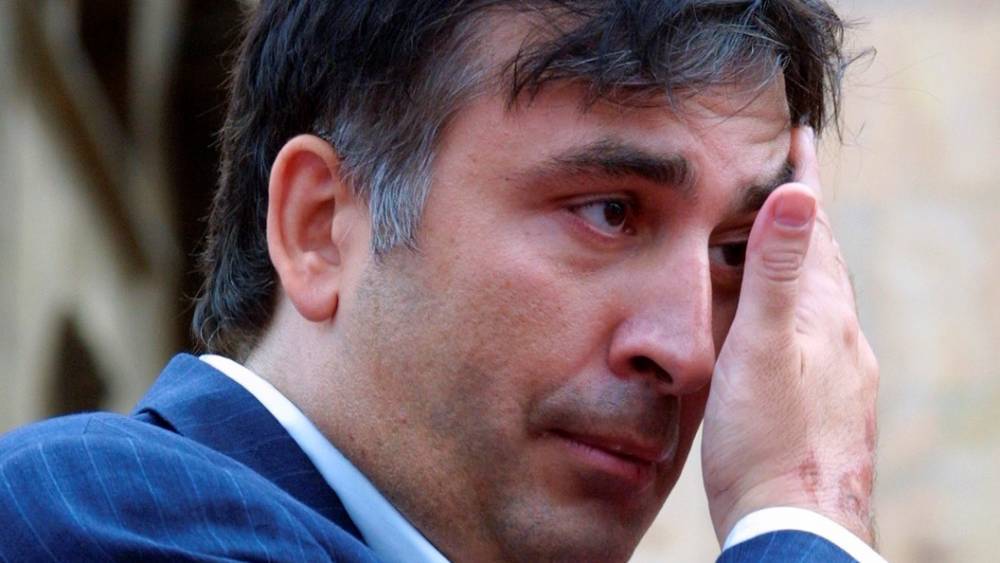 "Меня обзывали всем подряд!": Саакашвили поспешил записать себя в ряды пострадавших от языка ведущих "Рустави 2"