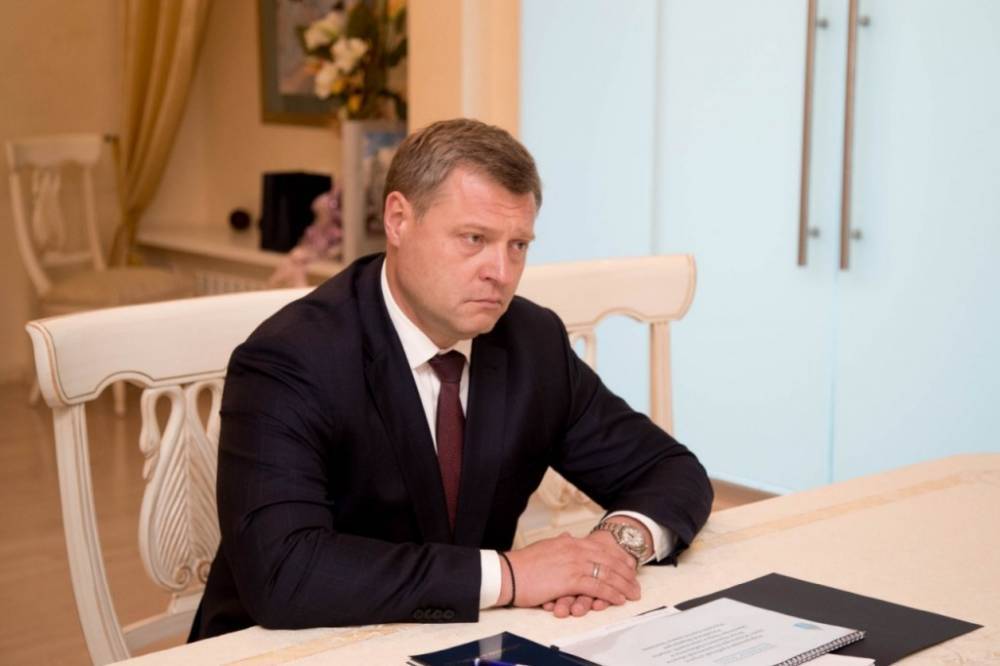 Врио губернатора Игорь Бабушкин встретился с министром труда и соцзащиты РФ Максимом Топилиным
