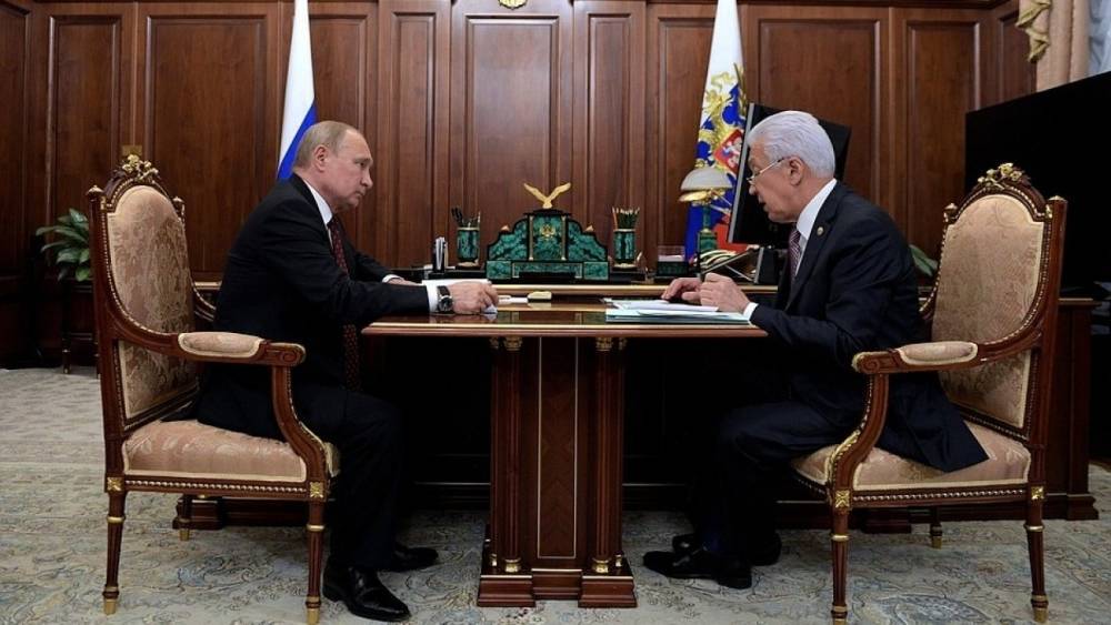 Глава Дагестана рассказал Путину, как власти республики сэкономили 7 млрд рублей
