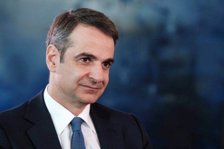 Новый премьер Греции вступил в должность