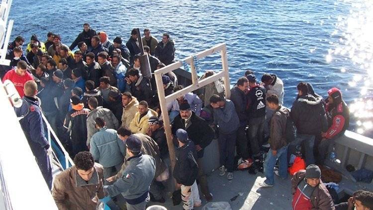 Немецкое судно спасло более сорока мигрантов около Мальты