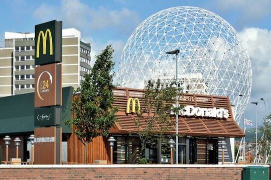 Сбербанк может открыть совместные с McDonald’s отделения