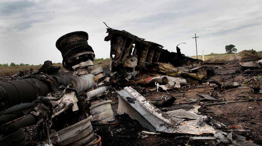 Украина передала Нидерландам дело о трагедии "Боинга" MH17
