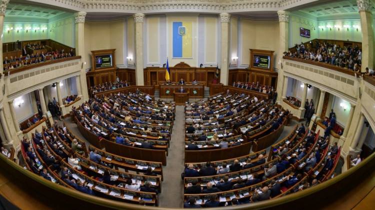 Украинские депутаты возмутились из-за проведения телемоста между Москвой и Киевом