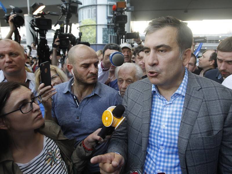 Саакашвили сравнил мат Габунии в эфире со стилистикой российских СМИ