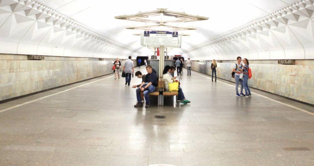 В МЧС опровергли информацию о возгорании на станции метро "Тульская"