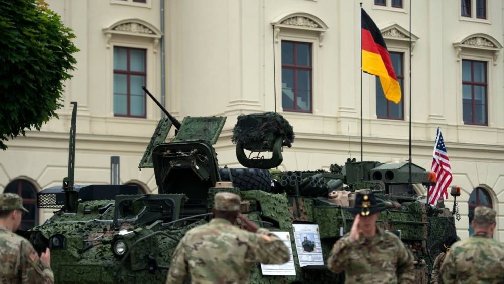 Германия уклончиво ответила на призыв США отправить наземные войска в Сирию