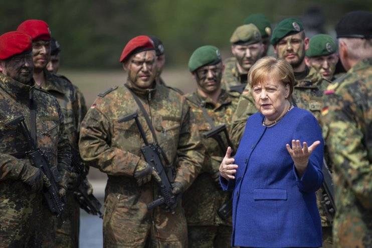 Германия отказала США в просьбе отправить сухопутные войска в Сирию