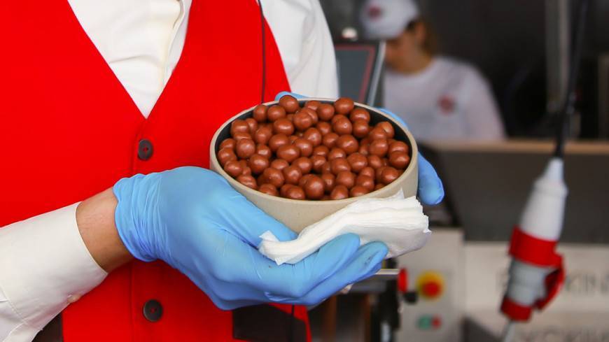 Вакансия для сладкоежек: в Британии ищут дегустаторов шоколада