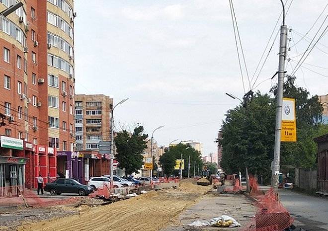 Перекрытие улицы Грибоедова продлили