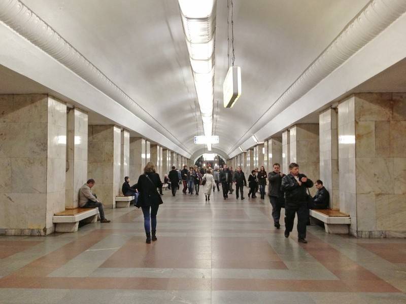 Движение поездов будет ограничено на Сокольнической линии московского метро