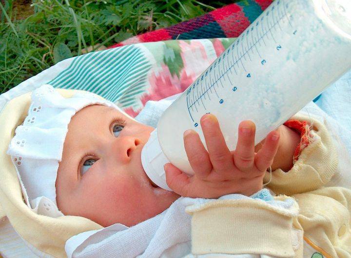 В Воронеже мамы младенцев торгуют своим грудным молоком - Новости Воронежа