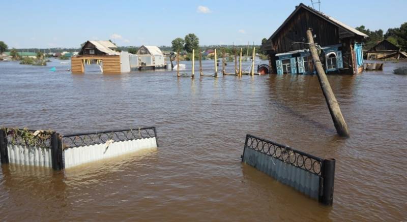 Глазовчане могут бесплатно отправить посылки пострадавшим от наводнения