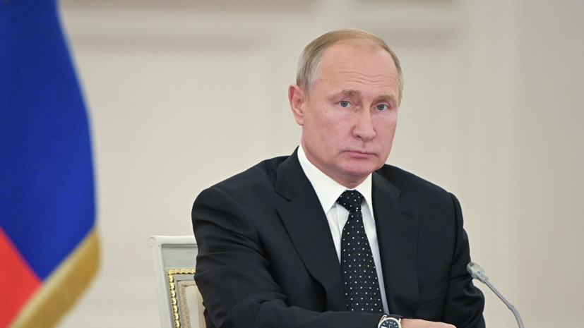 Путин проинформирован о деле задержанного помощника полпреда УрФО — РТ на русском