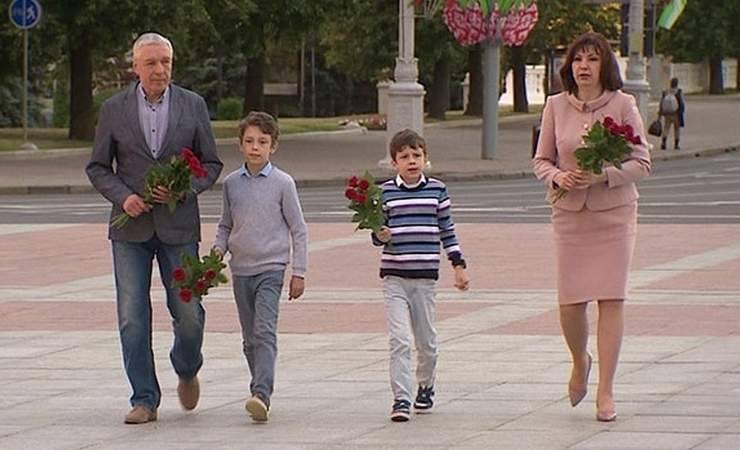 Глава Администрации президента Качанова наконец показала мужа