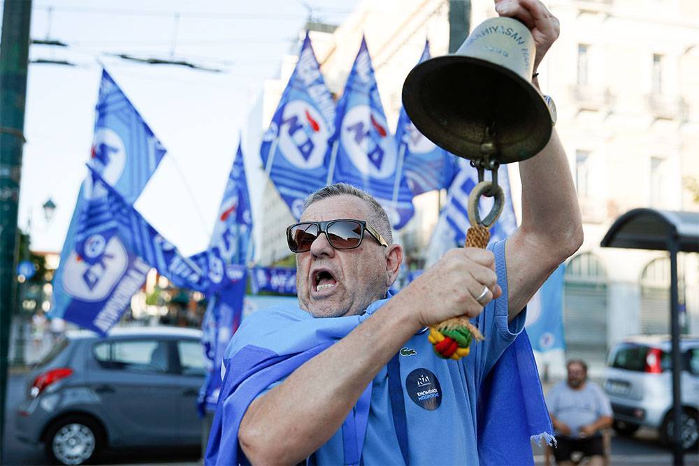 На внеочередных парламентских выборах в Греции победила оппозиция