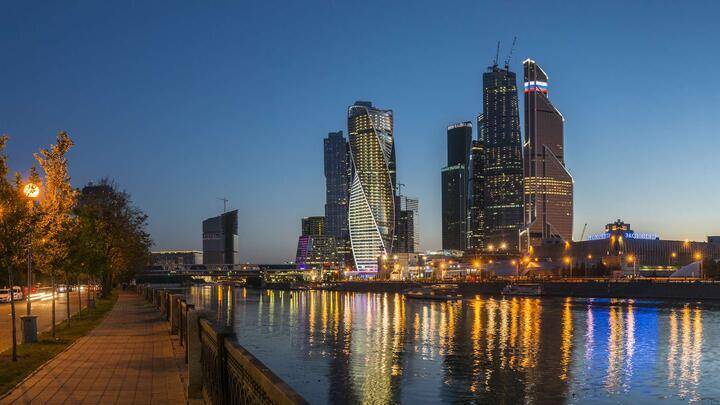 Отчет PwC о качестве жизни в мегаполисах: Москва - в тройке лидеров по числу камер видеонаблюдения и бесплатных точек Wi-Fi
