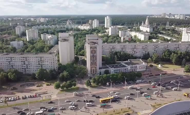 Руферы забрались на высотку «Маяка Минска» — «ради хайпа» — видео