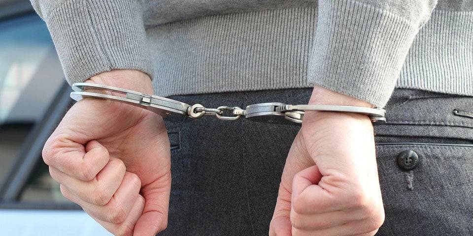 Суд арестовал главу отдела строительства по делу о хищении 102 млн тенге в Шахтинске