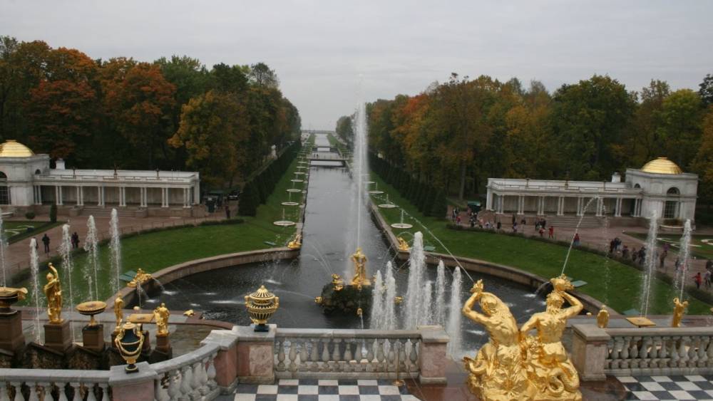 Эксперты развеяли опасения о будущем фонтанов Петергофа