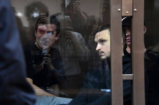 ТАСС: Мамаев и Кокорин доставлены в колонию и находятся на карантине