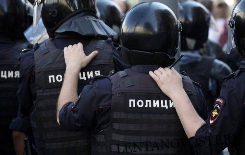 Полиция предупреждает об ответственности за участие в незаконных акциях в Москве 3 августа