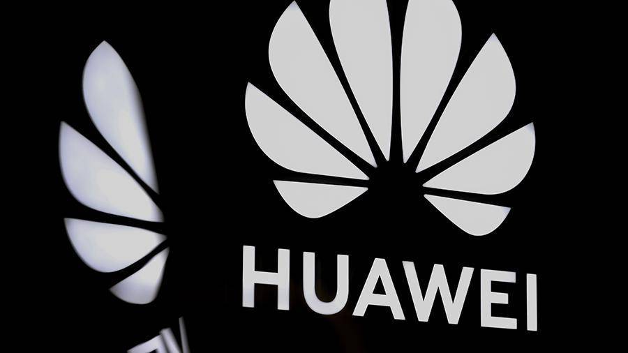 В Минкомсвязи заявили о выпуске гаджетов Huawei с ОС «Аврора»