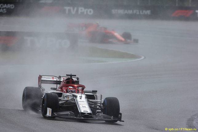 Гонщиков Alfa Romeo могут оштрафовать - все новости Формулы 1 2019
