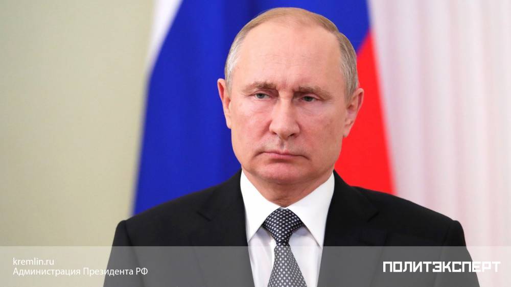Путин дал указание Минобороны подключиться к тушению пожаров в Сибири