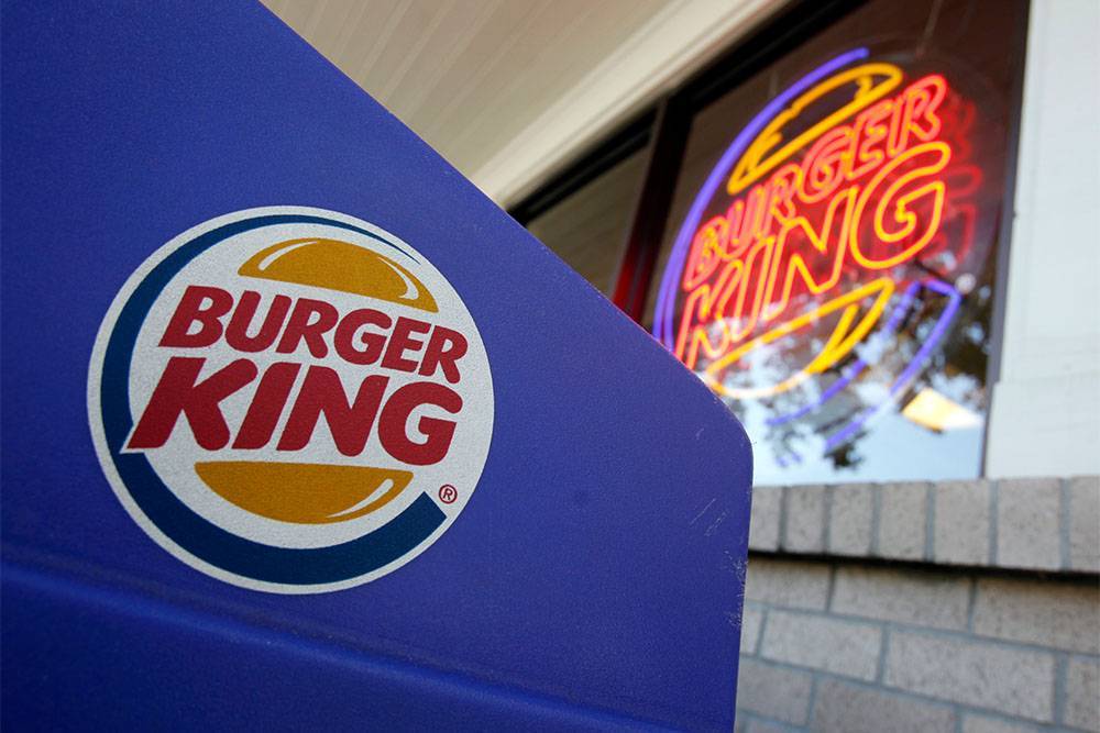 Власти Каталонии признали незаконным запрет сотрудникам Burger King носить усы и бороды
