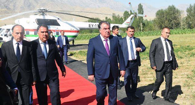 Конфликт в Ворухе и кадровые перестановки - жаркий июль в Таджикистане
