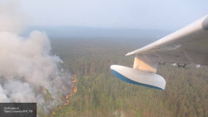 Два военно-транспортных самолета Ил-76 вылетели из Красноярска для тушения лесных пожаров