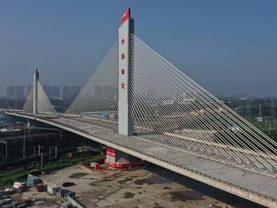 Китай построил самый тяжелый и длинный мост - newinform.com - Китай - Пекин - Гуанчжоу