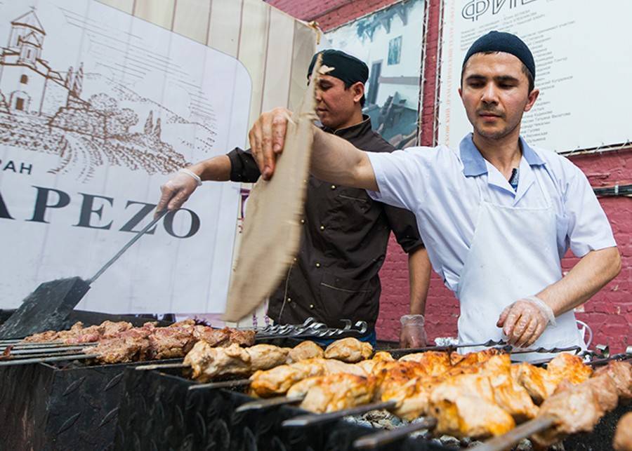 Свыше 20 ресторанов примет участие в фестивале "Шашлык Live"