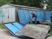 В Заволжском районе Твери демонтируют незаконно установленные гаражи и киоски - ТИА