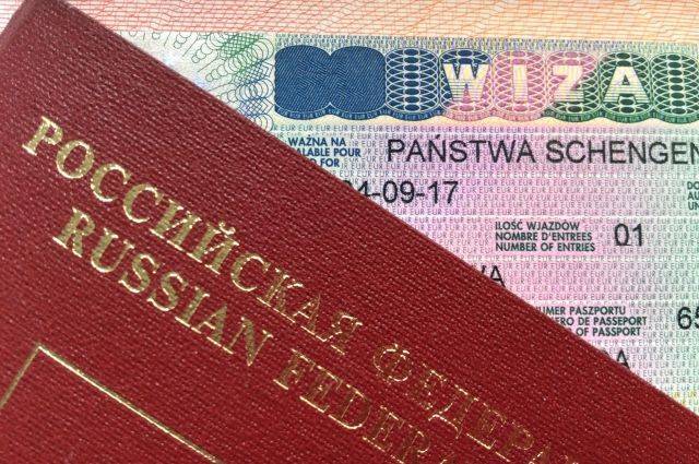 Россияне будут предоставлять больше документов на визу в Финляндию