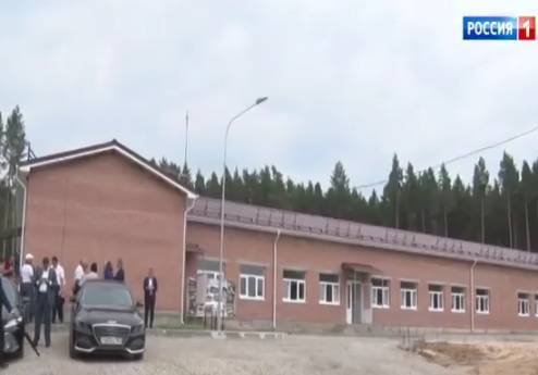 В Милютенском районе завершают масштабную реконструкцию детского центра "Родничок"