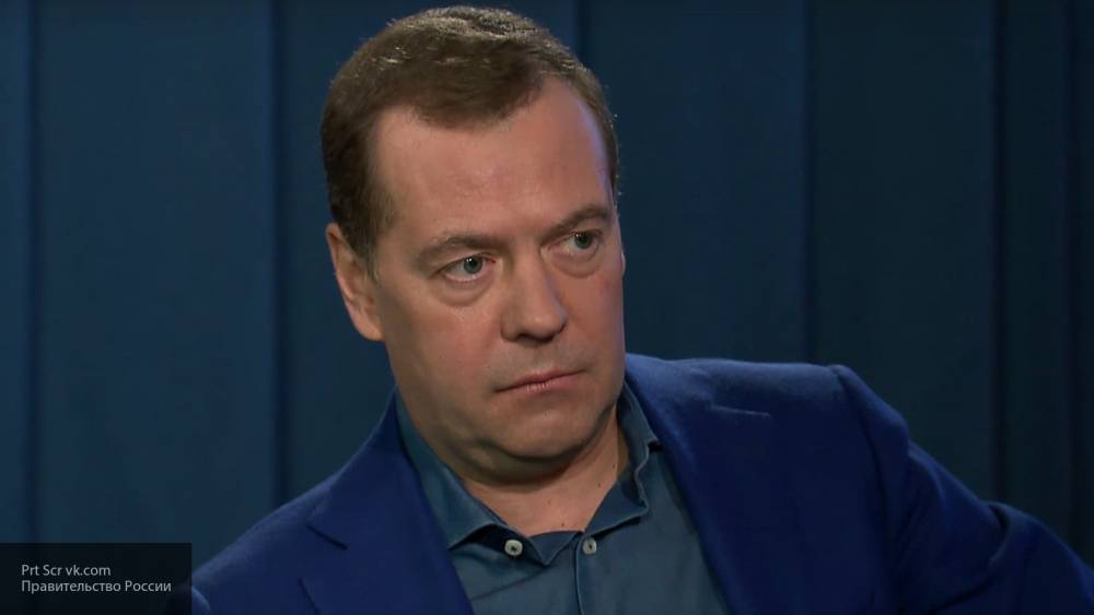 Медведев подписал указы по устранению сибирских пожаров