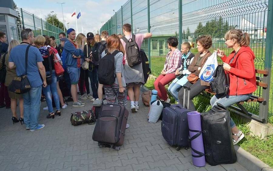 За полгода почти 20 тыс. граждан Украины получили вид на жительство в Польше | Новороссия