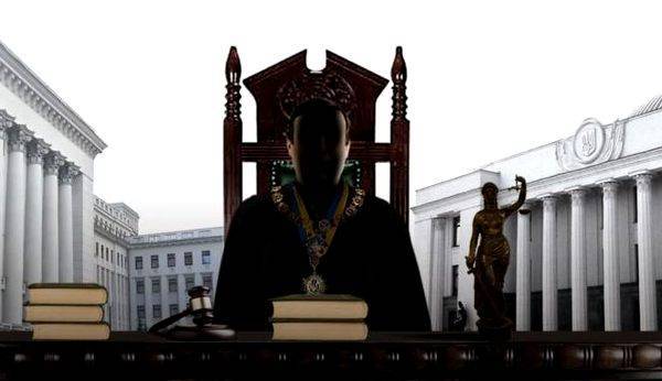 Трибунал для коррупционеров: две версии антикоррупционного суда