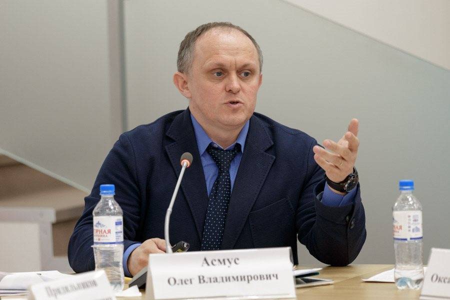 Олег Асмус: «Правительство должно сосредоточиться на борьбе с бедностью»