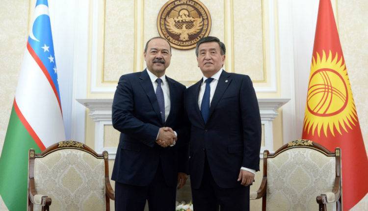 Жээнбеков провел переговоры с премьером Узбекистана