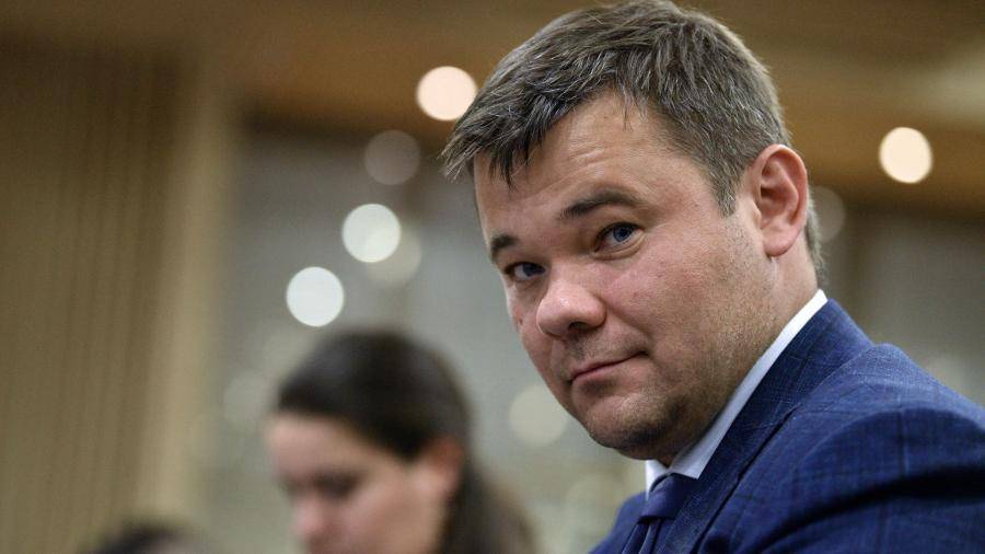 СМИ сообщили об отставке главы офиса Зеленского