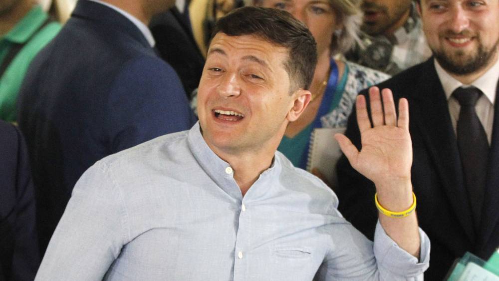 СМИ рассказали об отставке руководителя офиса Зеленского