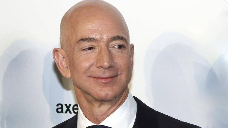 Глава Amazon продал почти 1 млн акций компании на $1,84 млрд