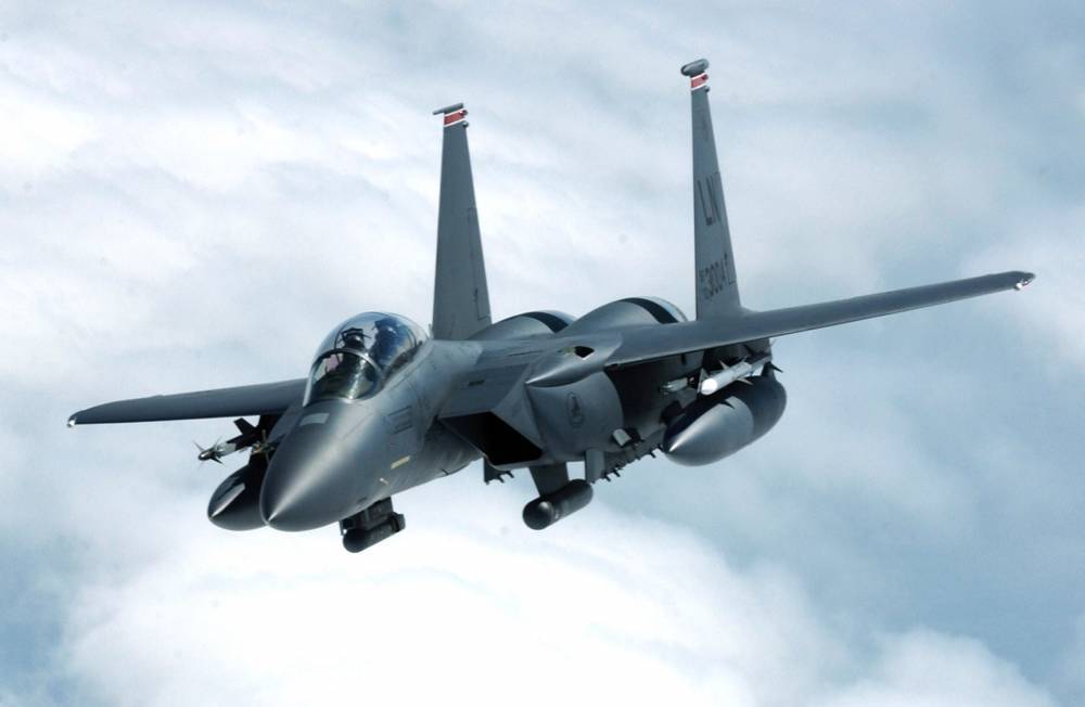 Персидский залив патрулируют американские истребители-бомбардировщики F-15E