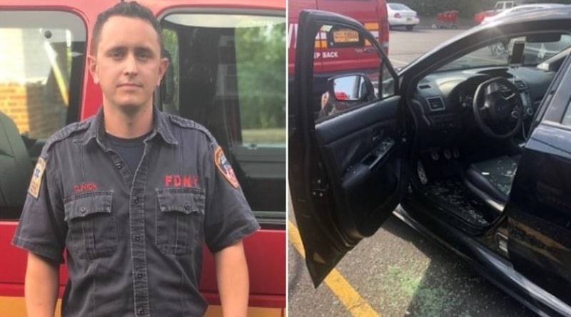 В Нью-Йорке пожарный разбил молотком окно запертого автомобиля, чтобы спасти ребенка
