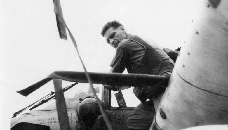 Сын вернет останки американского пилота, погибшего во время войны во Вьетнаме, домой через 52 года после его смерти
