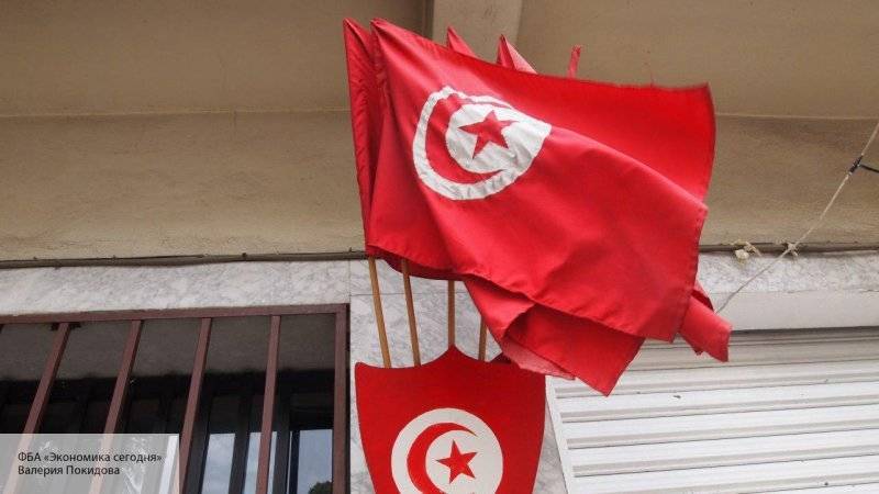Россиянам рекомендовали воздержаться от поездок в Тунис