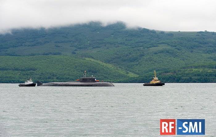 На Камчатку вернулся атомный подводный крейсер "Омск"